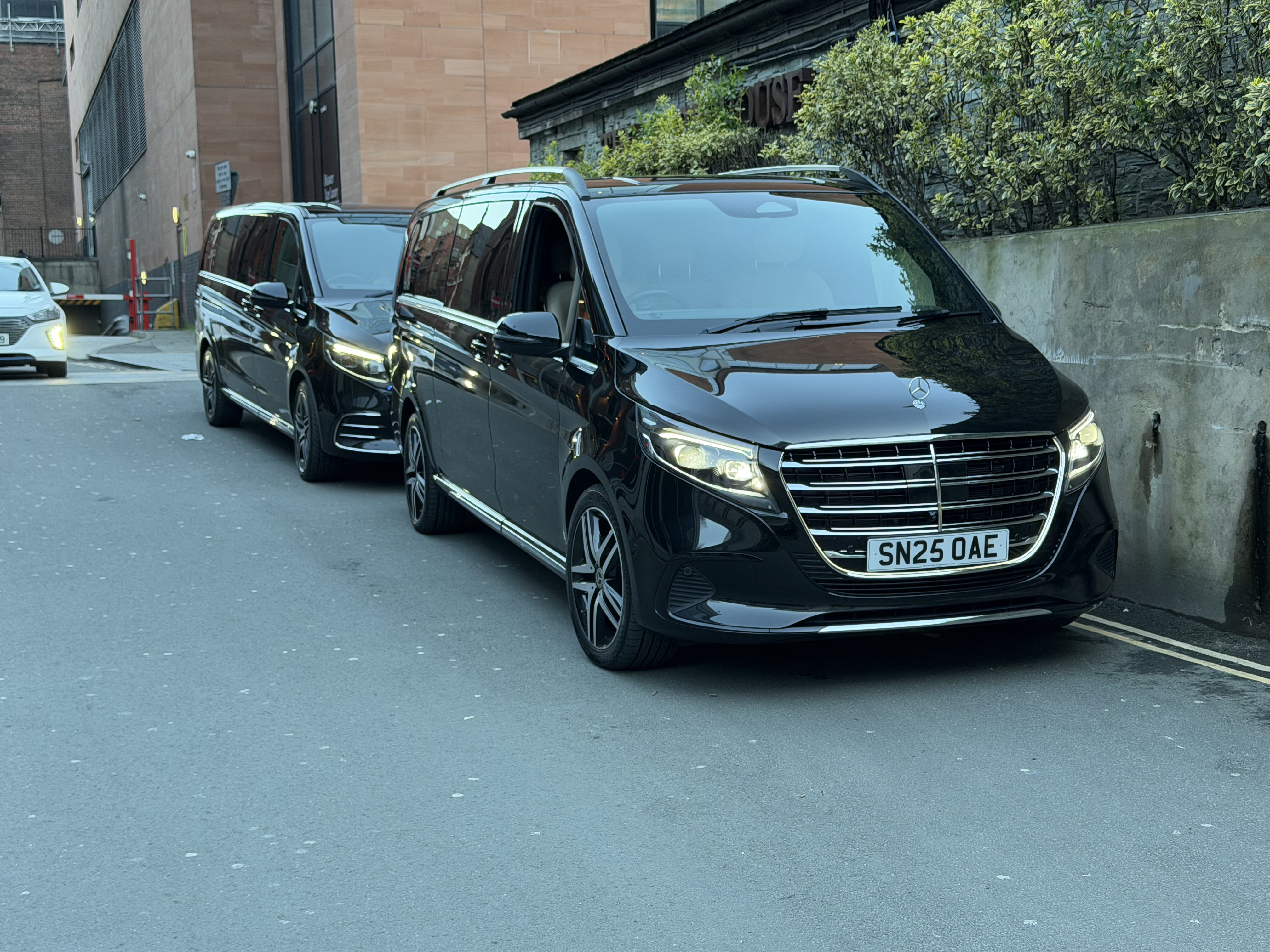 Obsidian Chauffeurs fleet — Mercedes V-Class